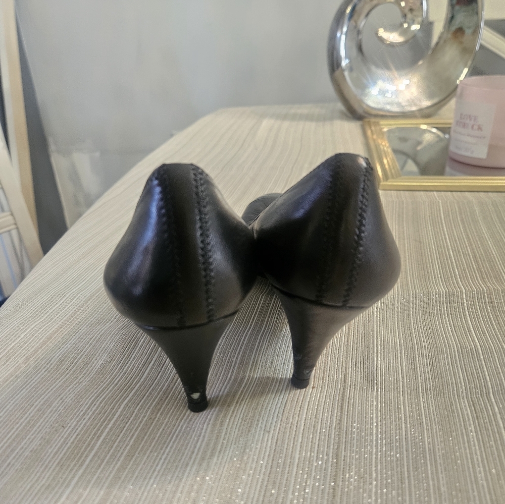 Prada black heels - Picture 4 of 13